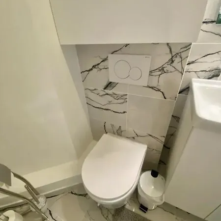 Moderne Au Coeur Du 8e Daire Paris
