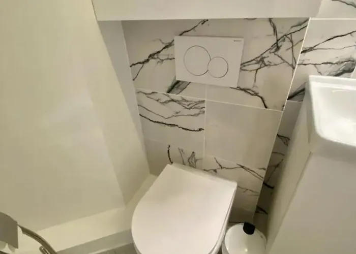 Moderne Au Coeur Du 8e Lejlighed Paris